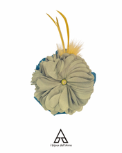 Carica l'immagine nel visualizzatore di Gallery, SPILLA FLOWER