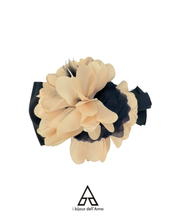 Carica l'immagine nel visualizzatore di Gallery, SPILLA FIOCCO