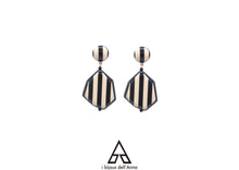 Load image into Gallery viewer, GABRIELLE EARRINGS
